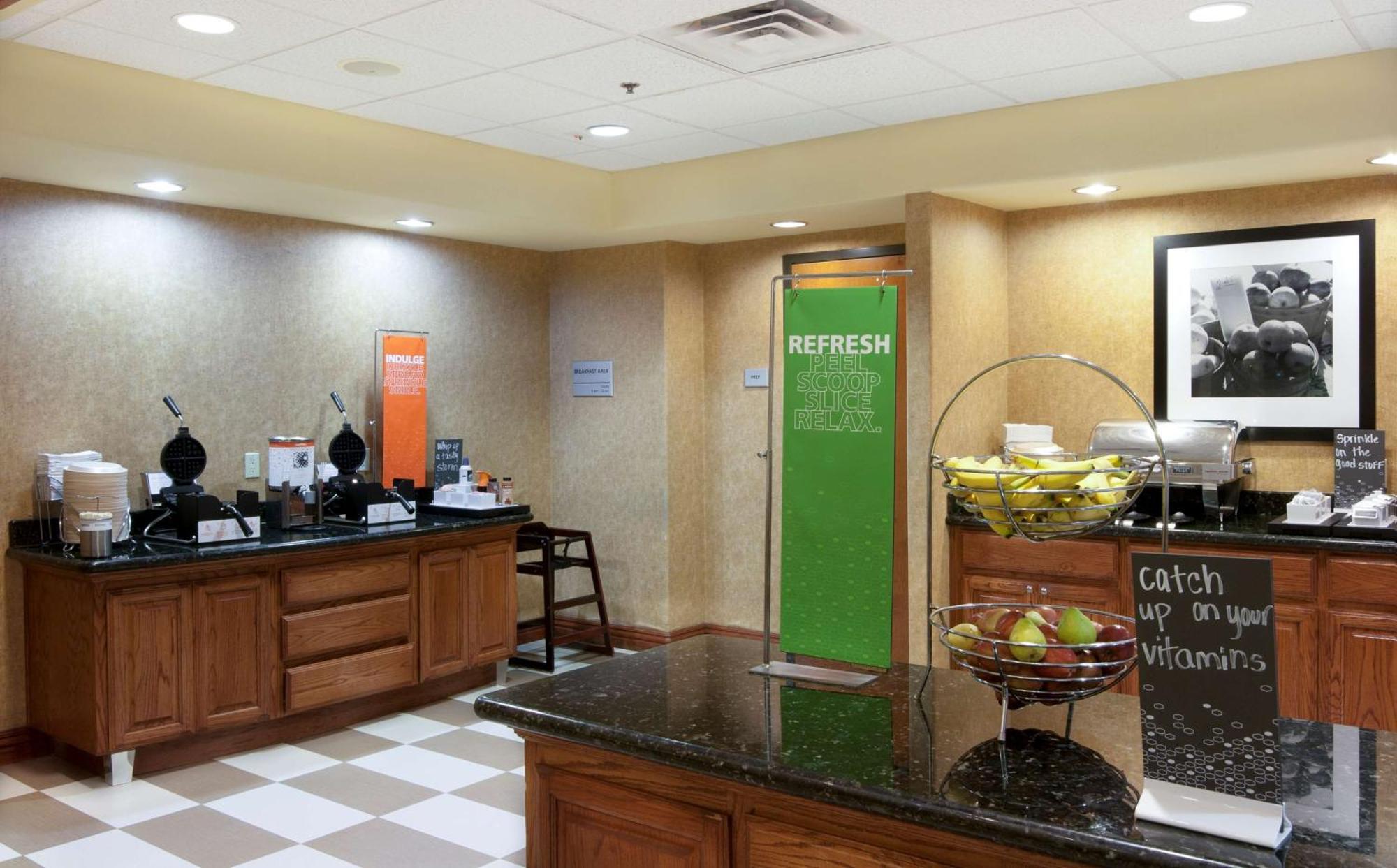 Hampton Inn And Suites-Brownsville Exteriör bild
