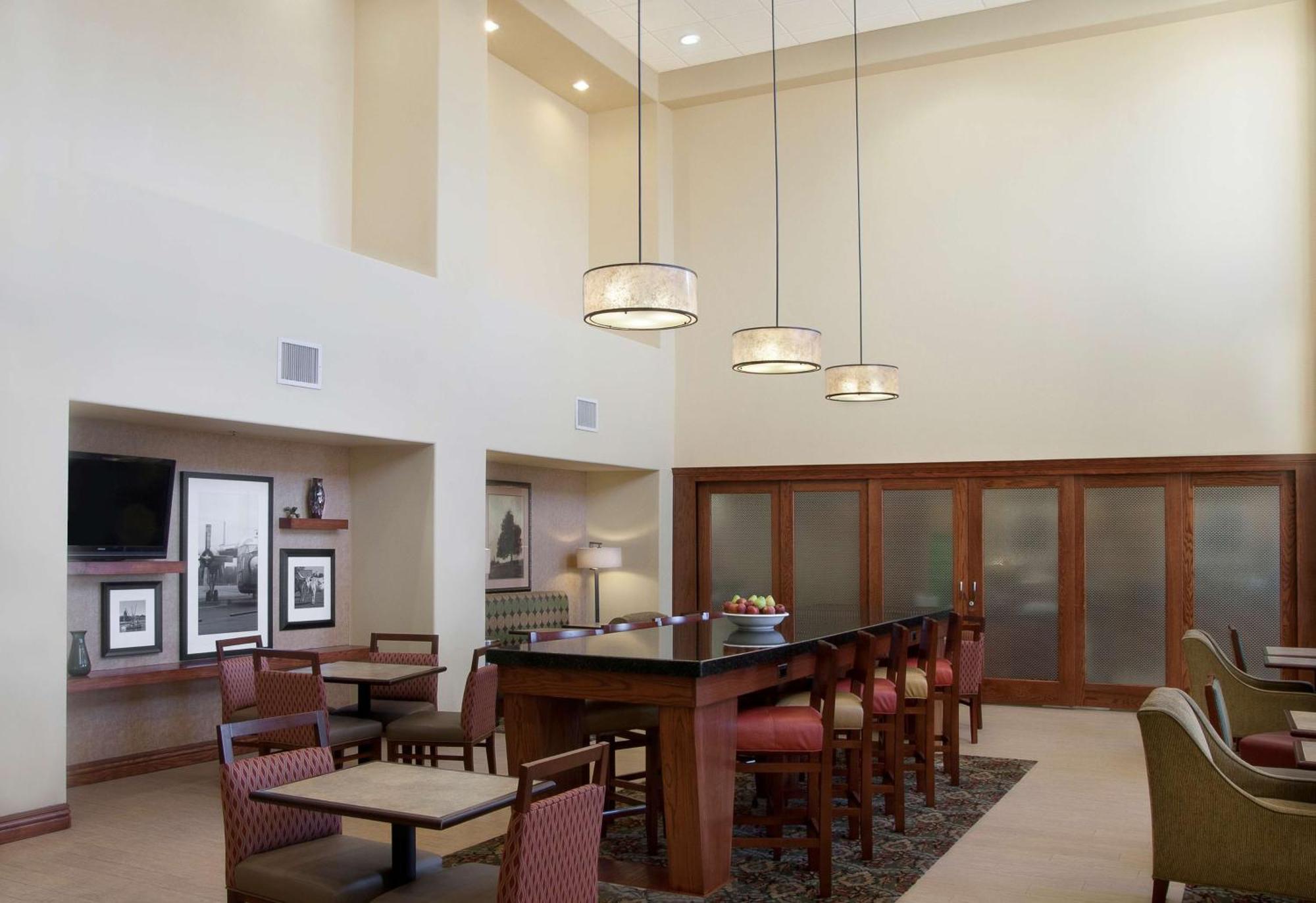 Hampton Inn And Suites-Brownsville Exteriör bild